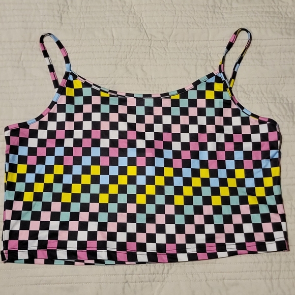 Checkered Tank - Picture 2 of 4